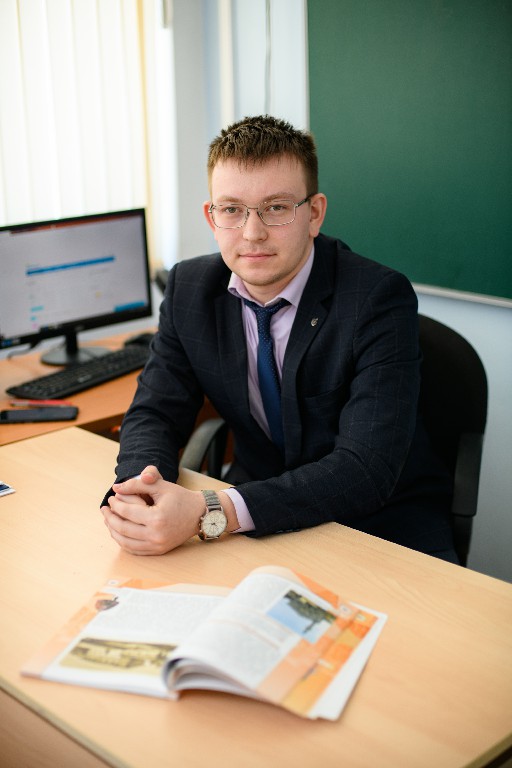 Гусев Роман Григорьевич.